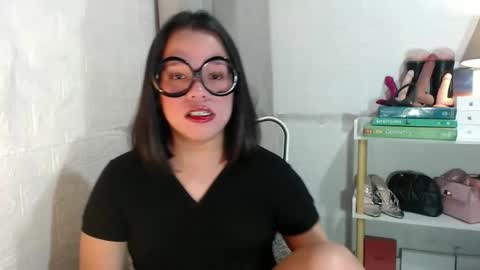 Snapshot of joanagorgeous chatting on 12.28.24 Joana online show from 12.28.24