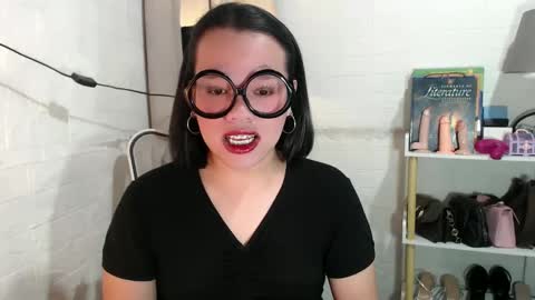Snapshot of joanagorgeous chatting on 02.12.25 Joana online show from 02.12.25