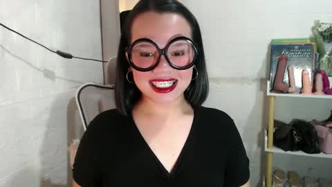 Snapshot of joanagorgeous chatting on 02.21.25 Joana online show from 02.21.25