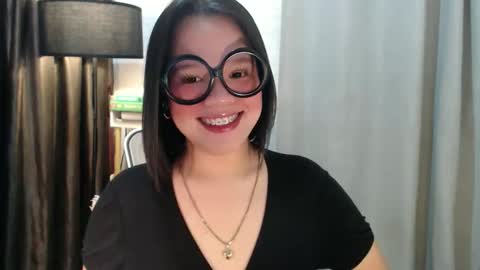 Snapshot of joanagorgeous chatting on 09.18.25 Joana online show from 09.18.25