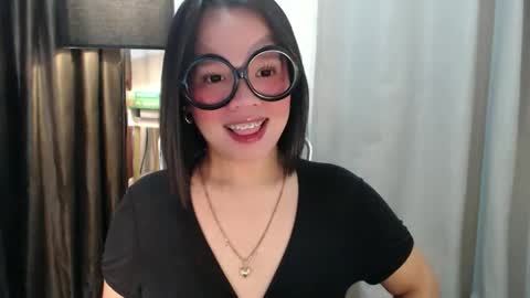 Snapshot of joanagorgeous chatting on 09.19.25 Joana online show from 09.19.25
