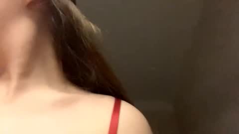 Adel online show from 10.16.25