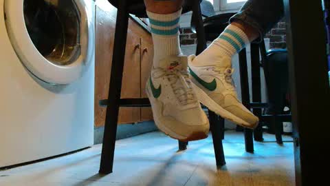 GUILLAUME feet and socks online show from 02.03.25