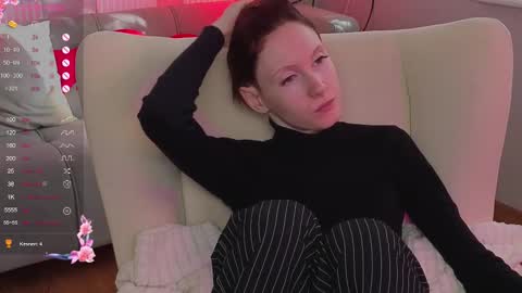 Snapshot of joe___joe chatting on 10.04.25 Joe online show from 10.04.25