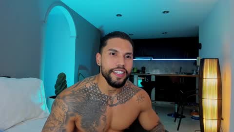 Snapshot of joe_esthetic chatting on 02.05.25 joe_esthetic online show from 02.05.25