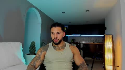 Snapshot of joe_esthetic chatting on 02.11.25 joe_esthetic online show from 02.11.25