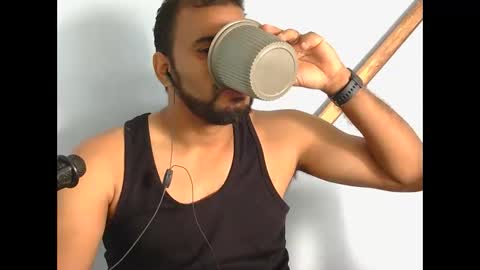 Snapshot of johan2222222222 chatting on 10.29.25 johan2222222222 online show from 10.29.25