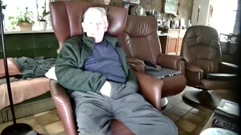 Snapshot of johan7_heet chatting on 01.05.25 johan7 heet online show from 01.05.25