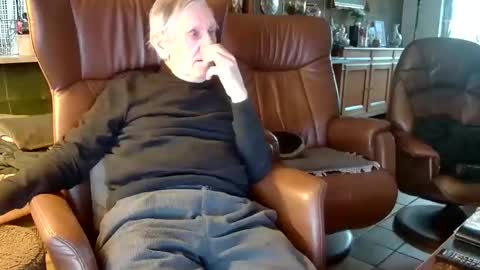 Snapshot of johan7_heet chatting on 02.27.25 johan7 heet online show from 02.27.25