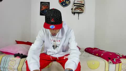 Snapshot of johan_and_antonella chatting on 12.04.24 johan_and_antonella online show from 12.04.24