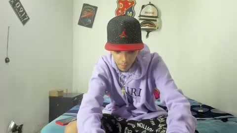 Snapshot of johan_and_antonella chatting on 01.13.25 johan_and_antonella online show from 01.13.25