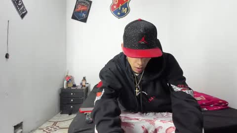 Snapshot of johan_and_antonella chatting on 01.16.25 johan_and_antonella online show from 01.16.25