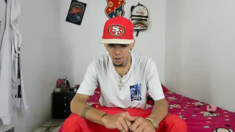 Snapshot of johan_and_antonella chatting on 01.20.25 johan_and_antonella online show from 01.20.25