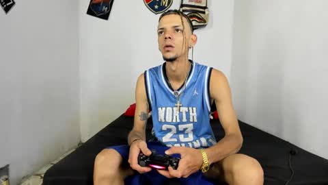 Snapshot of johan_and_antonella chatting on 01.23.25 johan_and_antonella online show from 01.23.25