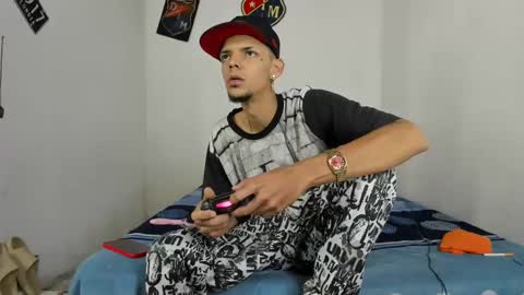 Snapshot of johan_and_antonella chatting on 01.31.25 johan_and_antonella online show from 01.31.25