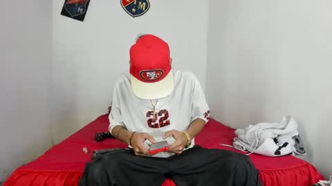 Snapshot of johan_and_antonella chatting on 02.15.25 johan_and_antonella online show from 02.15.25