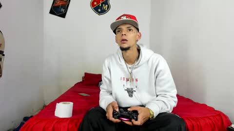 Snapshot of johan_and_antonella chatting on 02.16.25 johan_and_antonella online show from 02.16.25