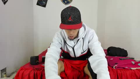 Snapshot of johan_and_antonella chatting on 02.18.25 johan_and_antonella online show from 02.18.25