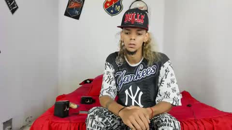 Snapshot of johan_and_antonella chatting on 02.27.25 johan_and_antonella online show from 02.27.25