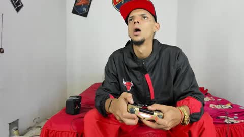 Snapshot of johan_and_antonella chatting on 02.28.25 johan_and_antonella online show from 02.28.25