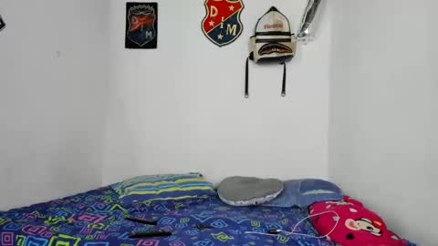 Snapshot of johan_and_antonella chatting on 09.16.25 johan_and_antonella online show from 09.16.25