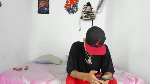 Snapshot of johan_and_antonella chatting on 09.30.25 johan_and_antonella online show from 09.30.25