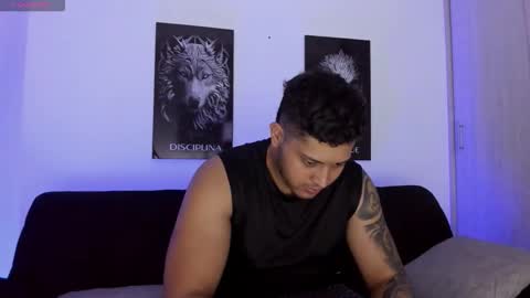 Snapshot of johansmith__ chatting on 10.31.25 Johan Smith online show from 10.31.25