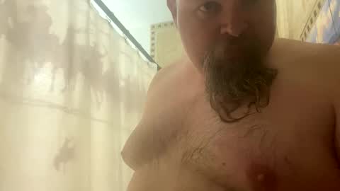 Snapshot of john40a chatting on 02.01.25 John online show from 02.01.25