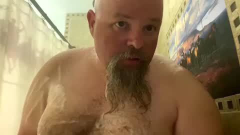 Snapshot of john40a chatting on 03.10.25 John online show from 03.10.25