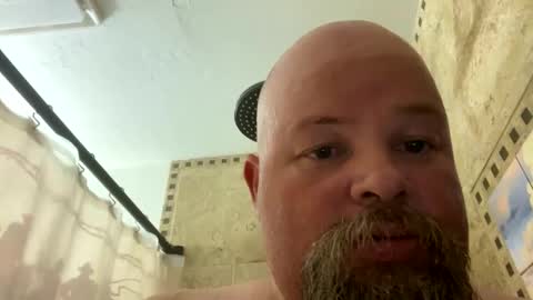 Snapshot of john40a chatting on 09.12.25 John online show from 09.12.25