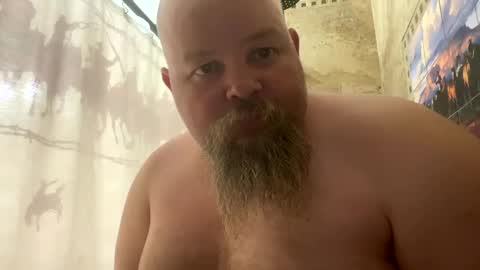 Snapshot of john40a chatting on 09.14.25 John online show from 09.14.25