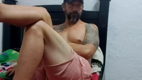 Snapshot of john_balthor chatting on 02.05.25 online show from 02.05.25