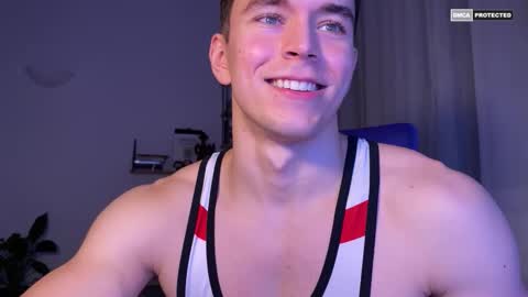 Snapshot of johnnnyhorny chatting on 11.09.25 Johnny online show from 11.09.25