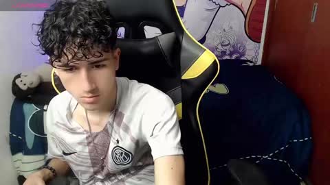 Snapshot of johnny_cagee chatting on 12.12.24 johnny_cagee online show from 12.12.24