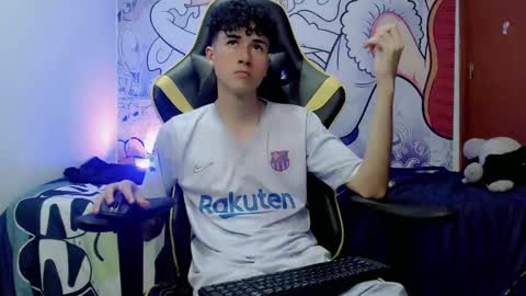 Snapshot of johnny_cagee chatting on 12.15.24 johnny_cagee online show from 12.15.24