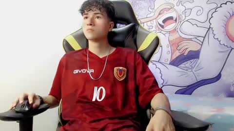 Snapshot of johnny_cagee chatting on 12.29.24 johnny_cagee online show from 12.29.24