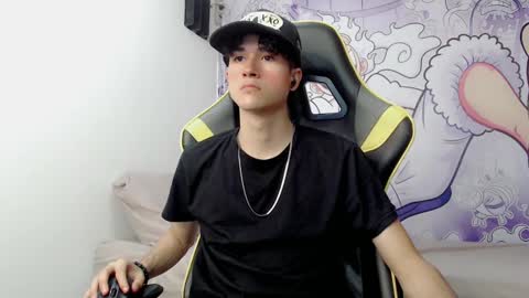 Snapshot of johnny_cagee chatting on 01.07.25 johnny_cagee online show from 01.07.25