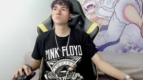 Snapshot of johnny_cagee chatting on 01.08.25 johnny_cagee online show from 01.08.25