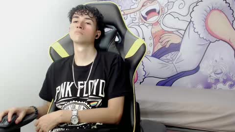 Snapshot of johnny_cagee chatting on 01.08.25 johnny_cagee online show from 01.08.25