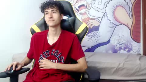 Snapshot of johnny_cagee chatting on 01.15.25 johnny_cagee online show from 01.15.25