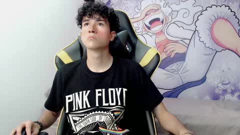 Snapshot of johnny_cagee chatting on 01.16.25 johnny_cagee online show from 01.16.25