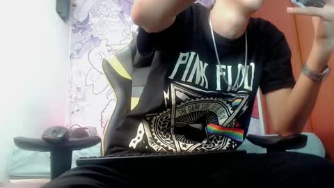 Snapshot of johnny_cagee chatting on 02.01.25 johnny_cagee online show from 02.01.25