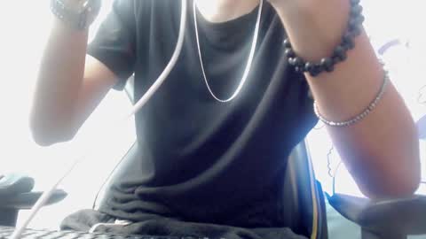 Snapshot of johnny_cagee chatting on 02.03.25 johnny_cagee online show from 02.03.25