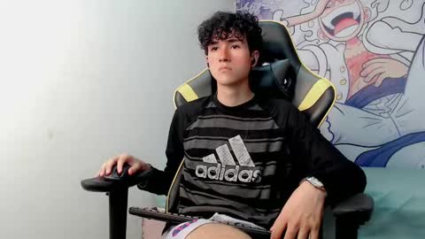 Snapshot of johnny_cagee chatting on 02.05.25 johnny_cagee online show from 02.05.25