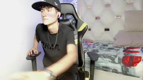 Snapshot of johnny_cagee chatting on 09.12.25 johnny_cagee online show from 09.12.25