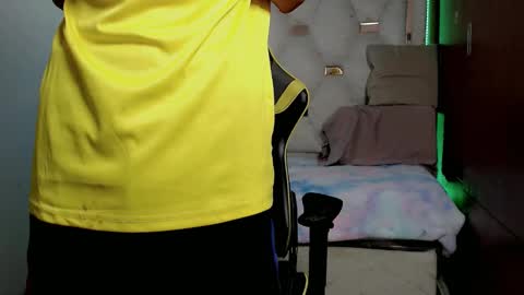 Snapshot of johnny_cagee chatting on 10.20.25 johnny_cagee online show from 10.20.25