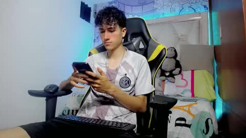 Snapshot of johnny_cagee chatting on 11.23.25 johnny_cagee online show from 11.23.25