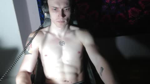Snapshot of johnny_positive chatting on 10.14.25 Johnny online show from 10.14.25