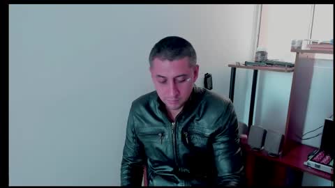 Snapshot of johnny_seens1 chatting on 02.10.25 Johnny online show from 02.10.25