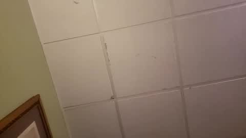 Snapshot of johnzahansky chatting on 12.03.25 johnzahansky online show from 12.03.25